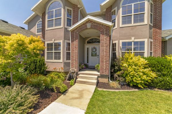 Cost of Transom Window Replacement in Brownsburg